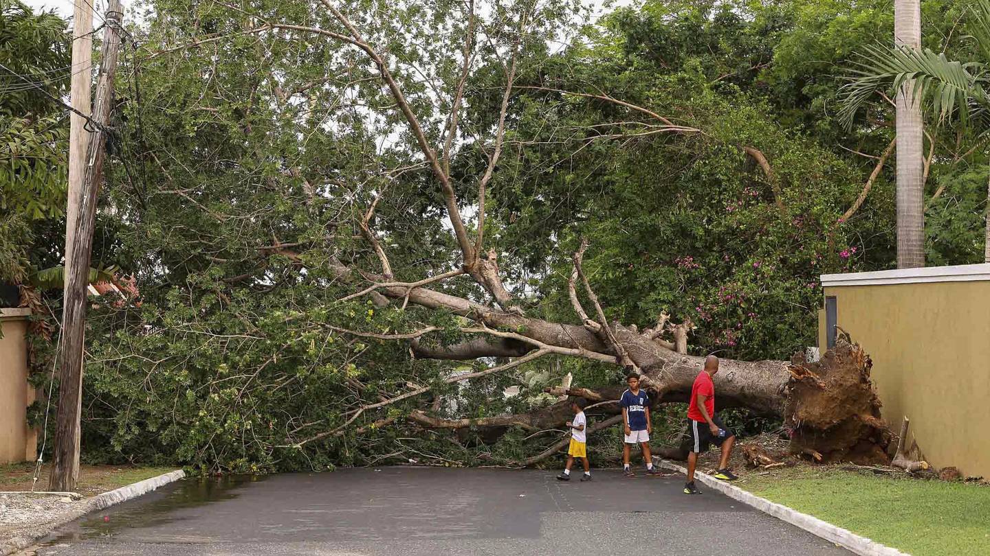 Hurricane Beryl leaves wake of destruction in Mexico, Jamaica as storm heads toward Texas  WPXI [Video]