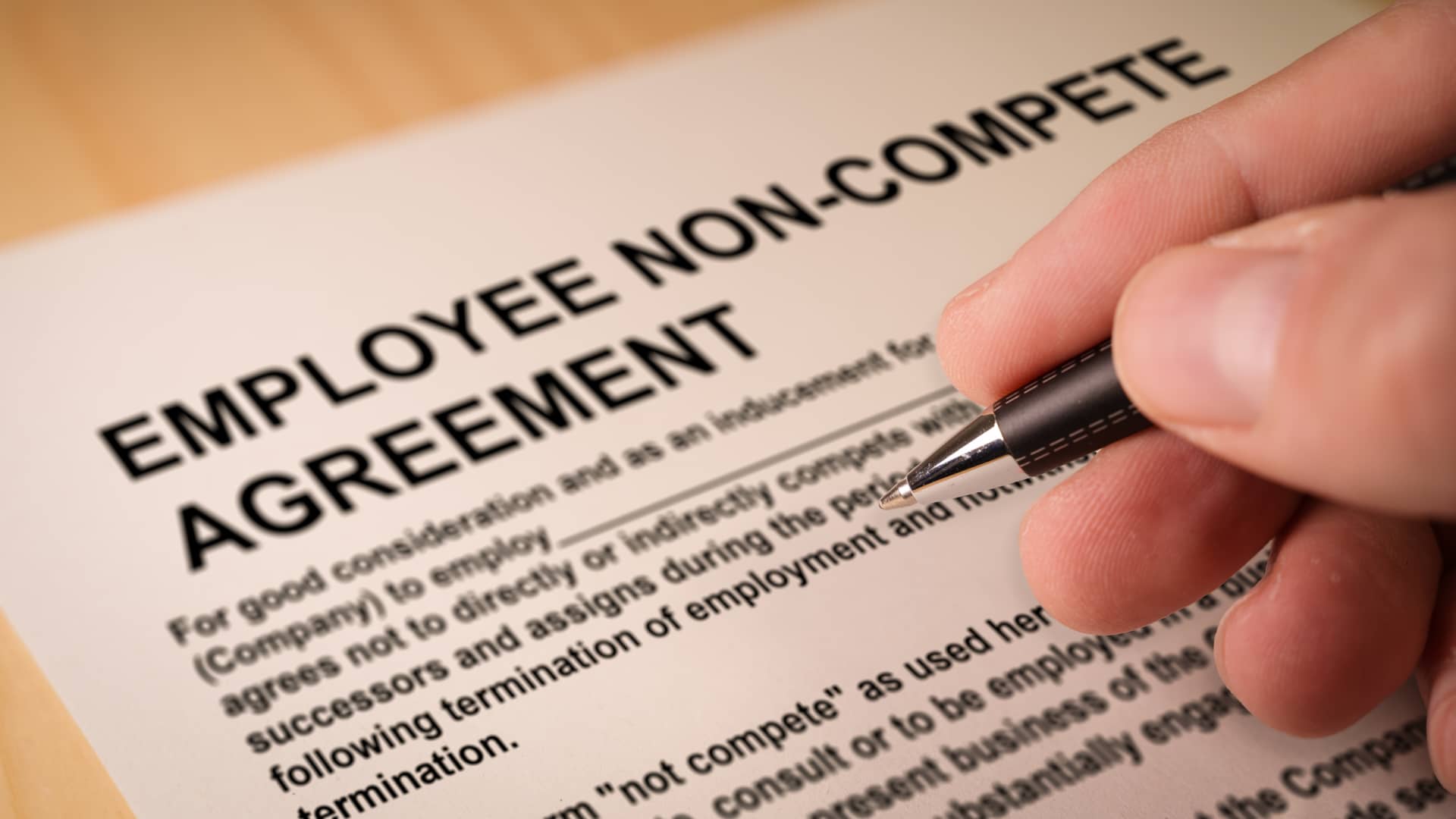 Judge partially blocks FTC noncompetes ban: What it means for workers [Video]