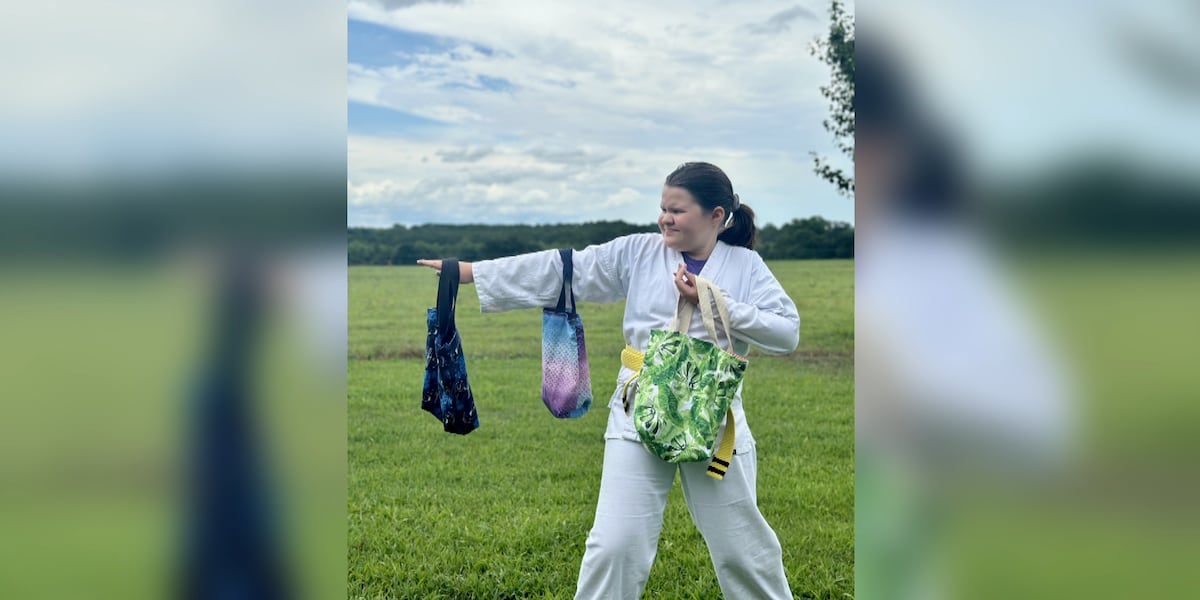 Dothan 10-year-old launches totes business to fund her passion [Video]