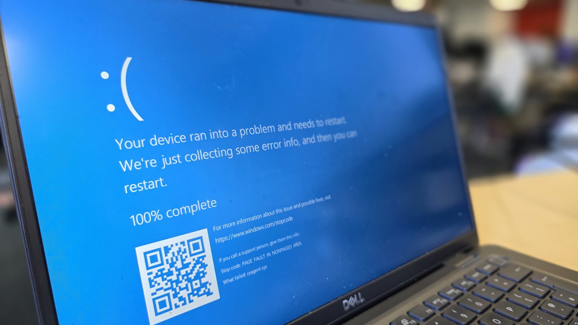 Microsoft users hit by huge outage [Video]