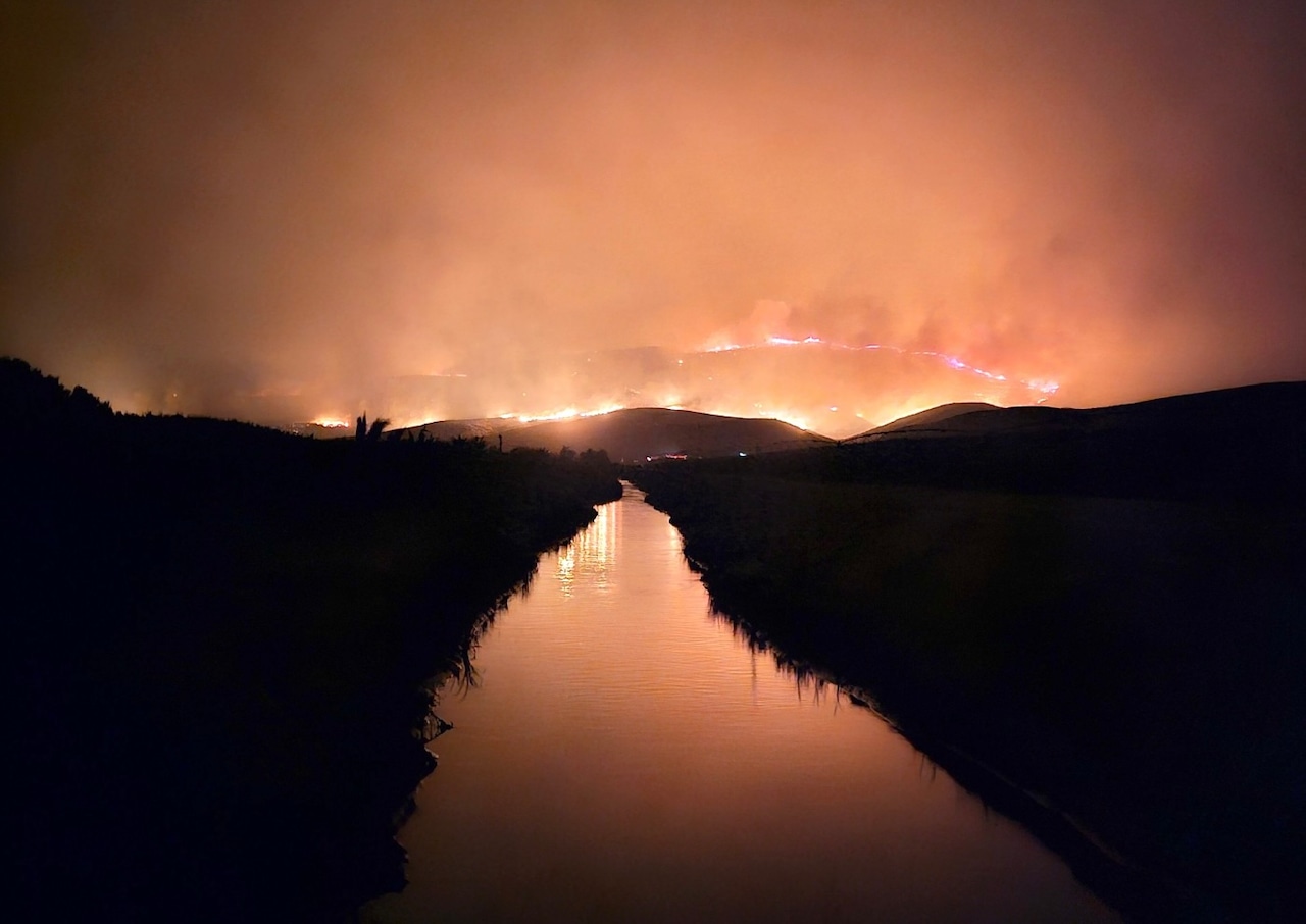 Firefighters brace for lightning as wildfires grow, taxing crews [Video]