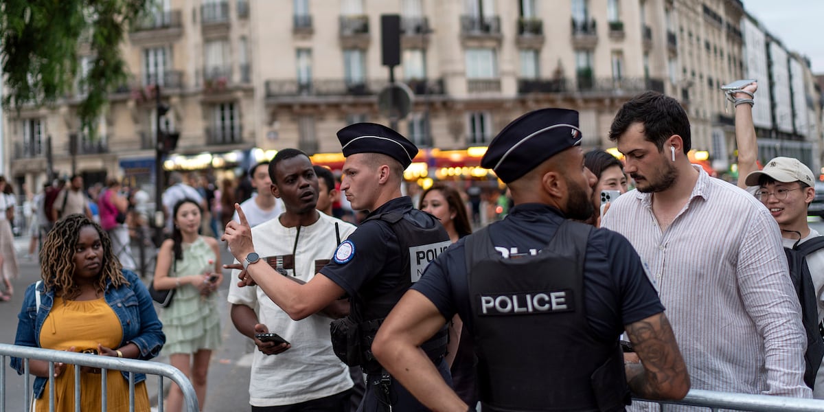 Paris Olympics off to rough start, with sabotaged trains and weather dampening mood before opening [Video]