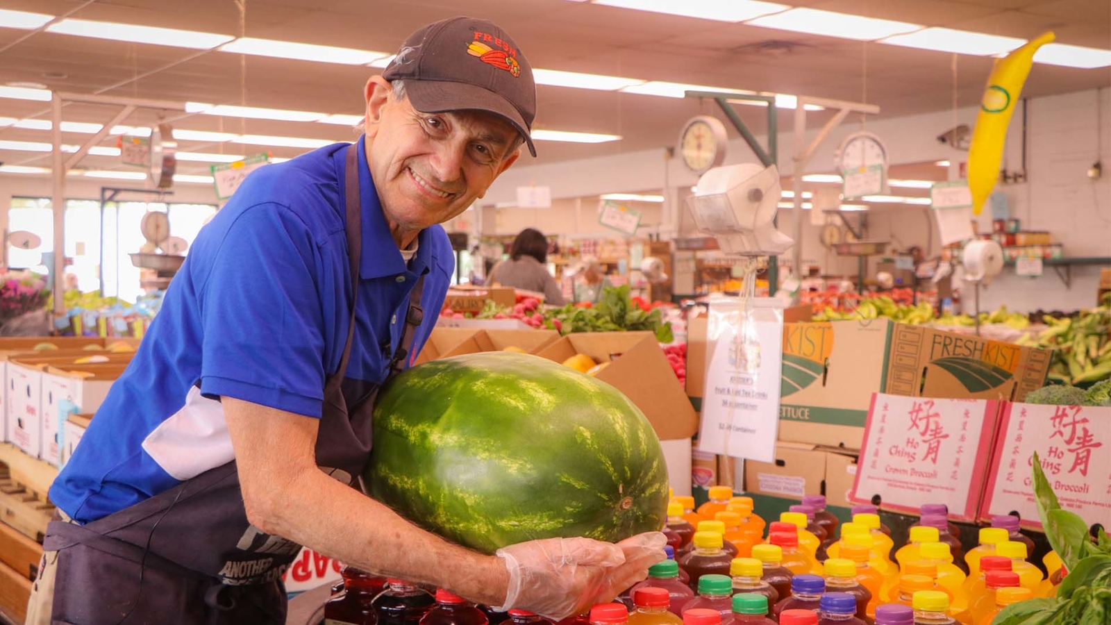 Pa. man serves produce to community for 70 years [Video]