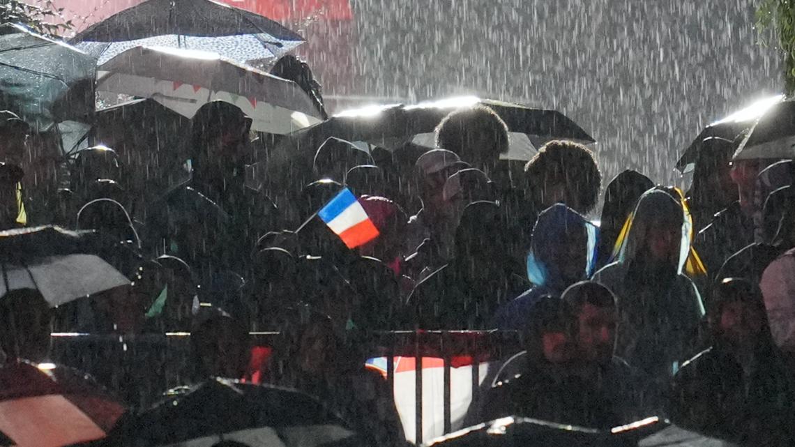 Rainy start to Paris Olympics: What we saw on radar [Video]