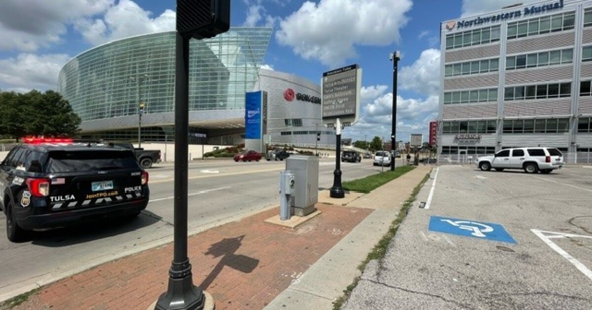 Man stabbed in front of BOK Center [Video]