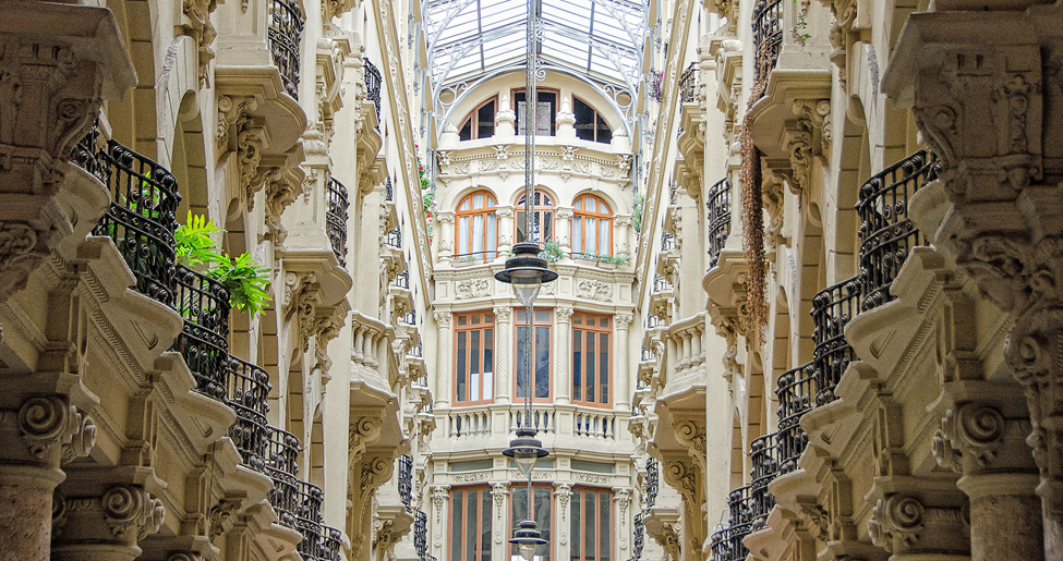 Must-visit: Street named among the most beautiful in Spain is in cityyouvelikely never heard of and looks just like Milan [Video]