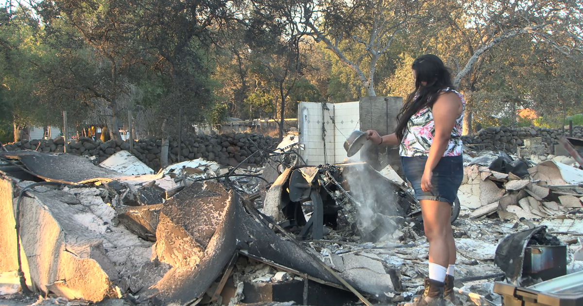 Killer Clutches owner comes back to home destroyed in Park Fire | News [Video]