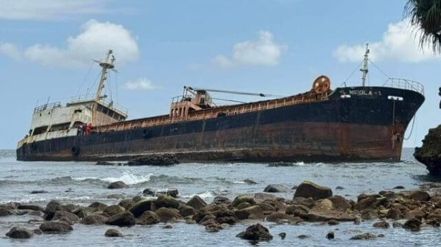 Abandoned Cargo Ship Suspected of Oil Smuggling Grounds in Philippines [Video]