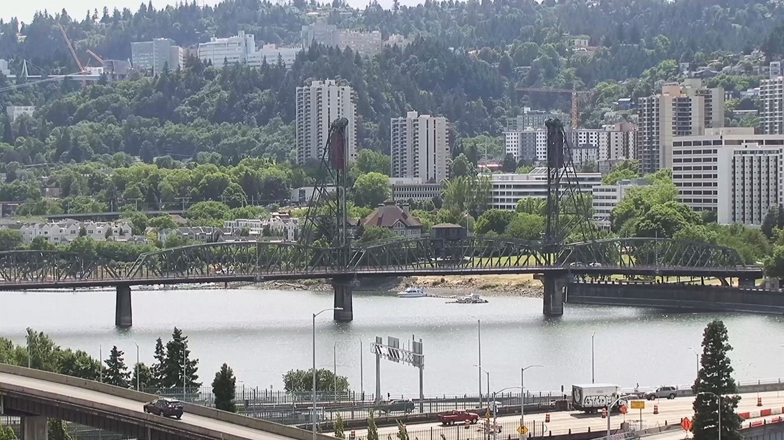 Portland’s Hawthorne Bridge closing throughout weekend [Video]