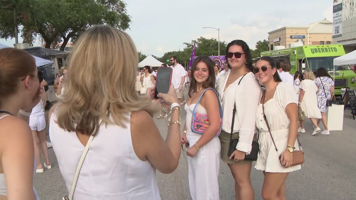 White Linen Night draws thousands to Houston Heights [Video]