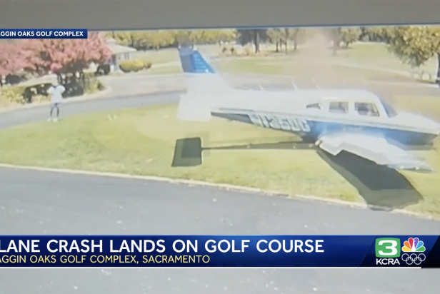 Watch harrowing video of a plane crash landing on a California golf course, nearly striking golfers | Golf News and Tour Information