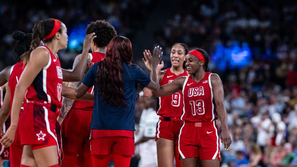 A’ja Wilson and Jackie Young help US rout Nigeria 88-74 to reach Olympic women’s hoops semis [Video]