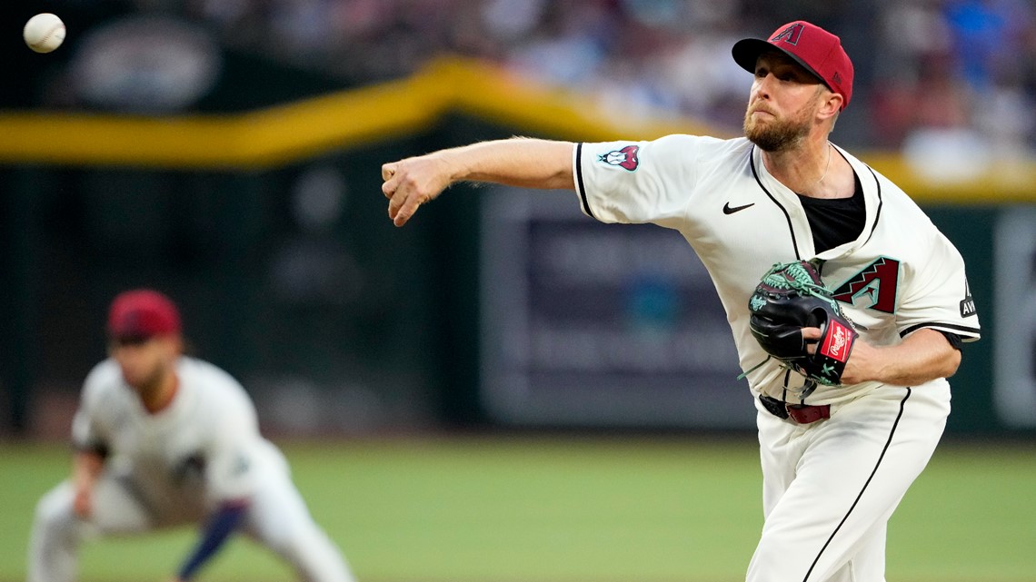 Lovullo: Merrill Kelly ‘very likely’ to start Sunday vs. Phillies [Video]