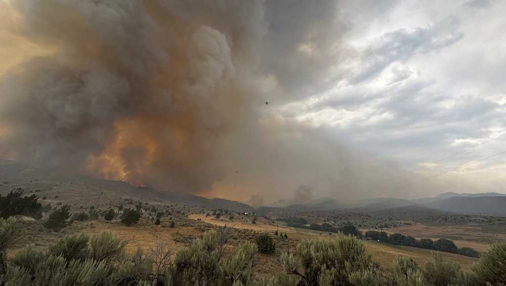 Record-breaking wildfires scorch more than 1.4M acres in Oregon [Video]