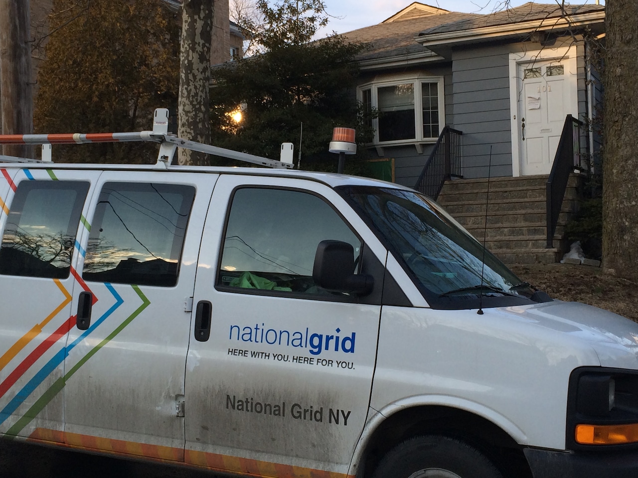 National Grid fails to fix methane leaks in Boston, environmental group claims [Video]