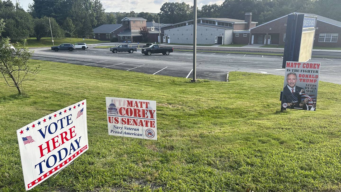 Connecticut Republicans tap restaurant owner Matt Corey to challenge Sen. Chris Murphy in a rematch  WSB-TV Channel 2 [Video]