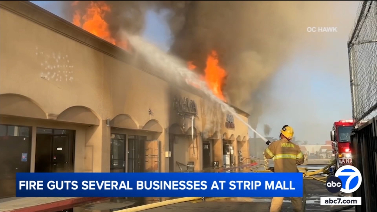 Fire rips through Anaheim strip mall, destroying at least 10 businesses, including liquor store and strip club [Video]