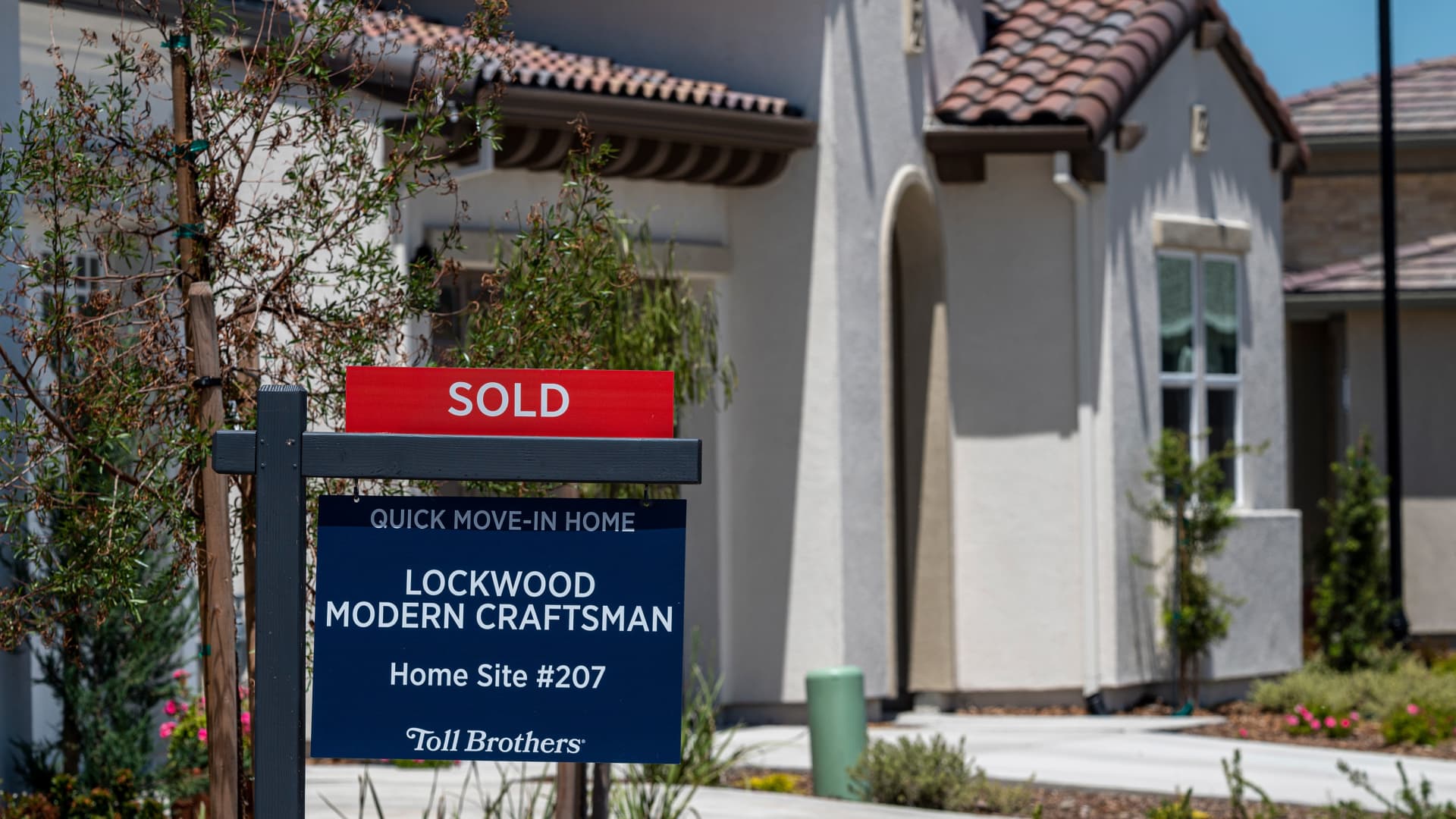 July home sales break 4-month losing streak as supply rises nearly 20% [Video]