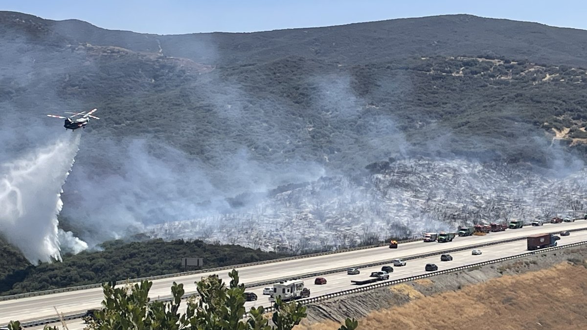 5 Freeway brush fire brings traffic to standstill north of LA  NBC 7 San Diego [Video]