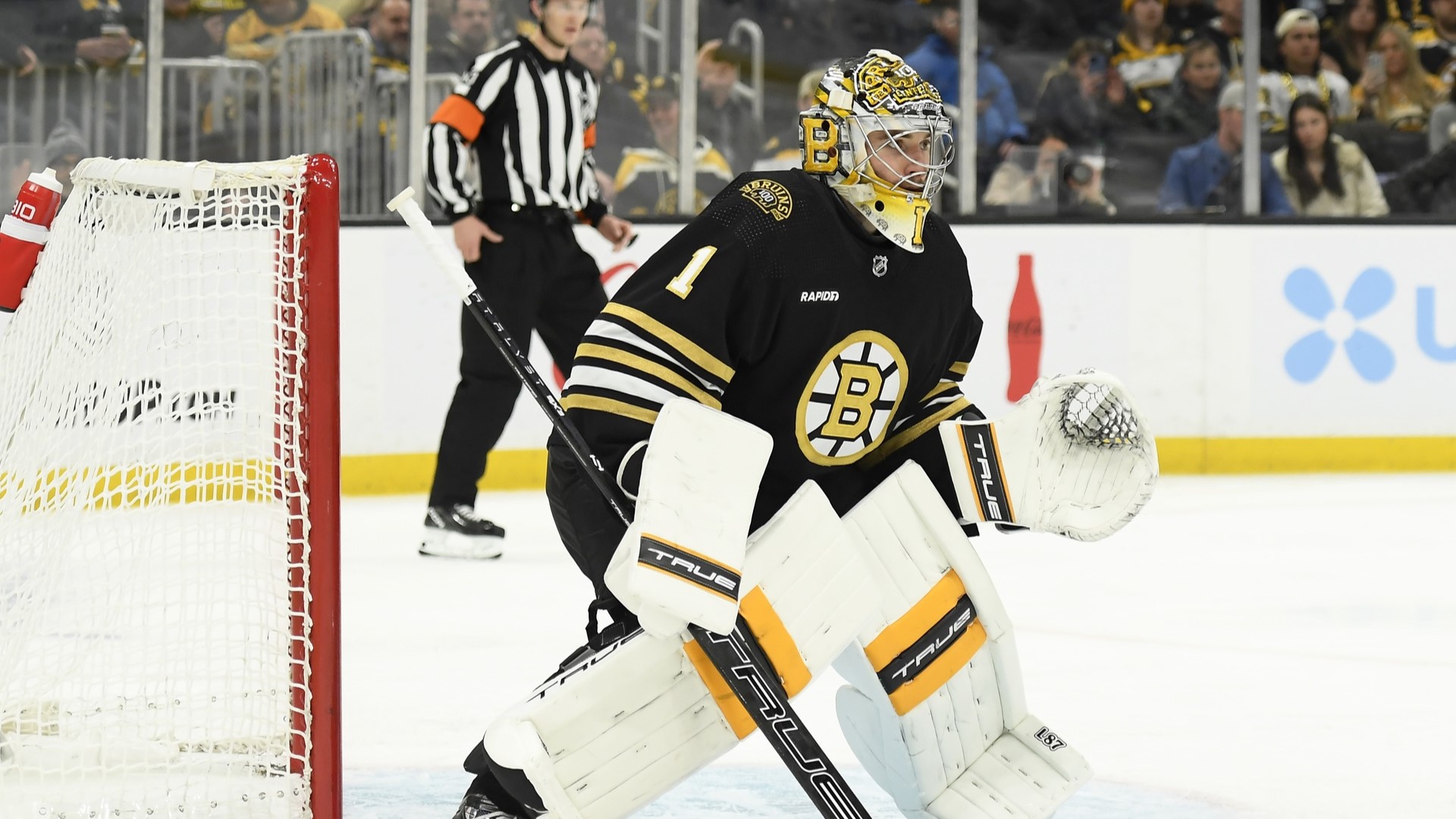 What Bruins’ Jim Montgomery Expects From Jeremy Swayman [Video]