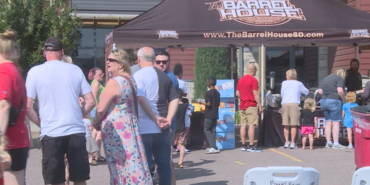 Hungry Hearts back to school event at the Barrel House [Video]