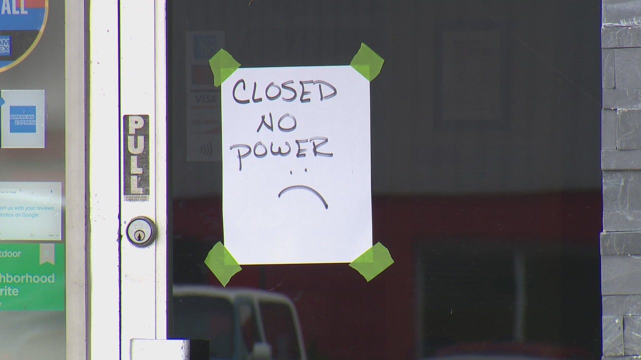 Small businesses doing the best they can amid power outage in Macomb County [Video]