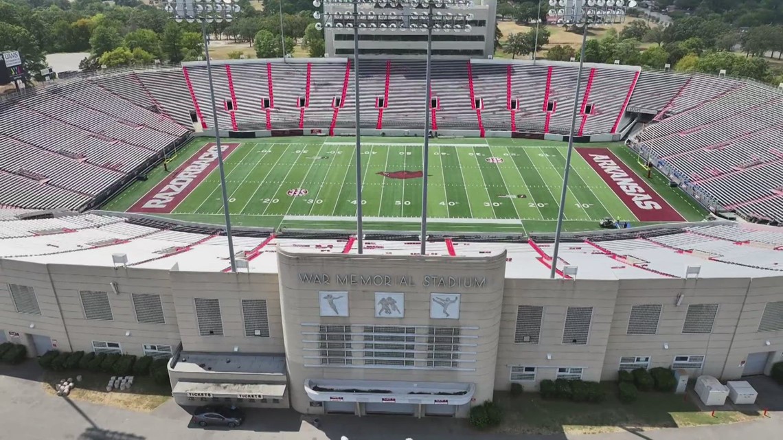 Best ways to beat traffic for Razorbacks game at War Memorial [Video]