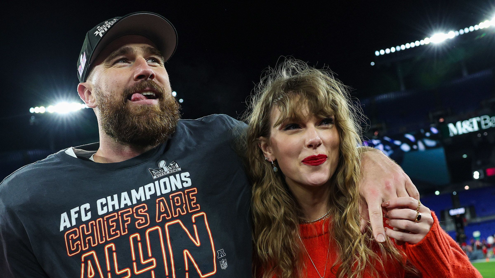 Taylor Swift has started ‘drawing up plays’ for Kansas City Chiefs as she dates TE Travis Kelce, according to QB Patrick Mahomes [Video]