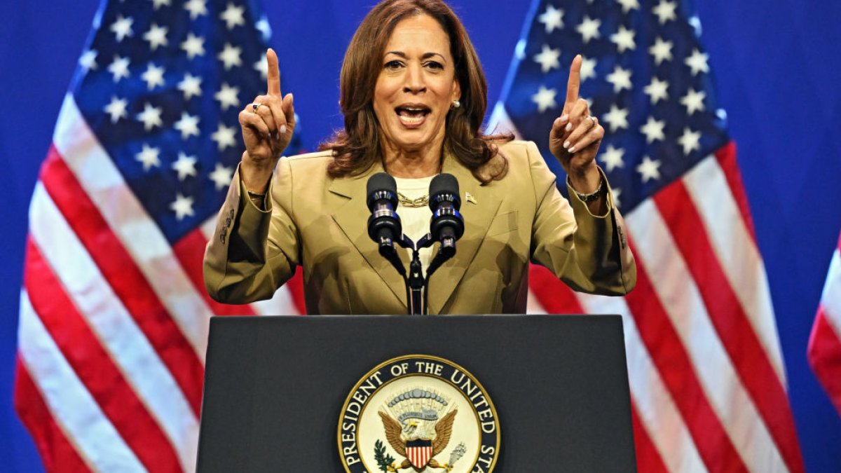 Kamala Harris in NH, to speak at Throwback Brewery in North Hampton  NBC10 Philadelphia [Video]