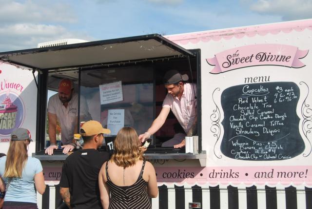 Fun for Foodies at Alton’s Food Truck Festival This Weekend [Video]