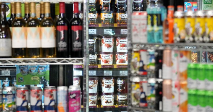 Alcohol potentially a saving grace for Ontario convenience stores as sales begin [Video]