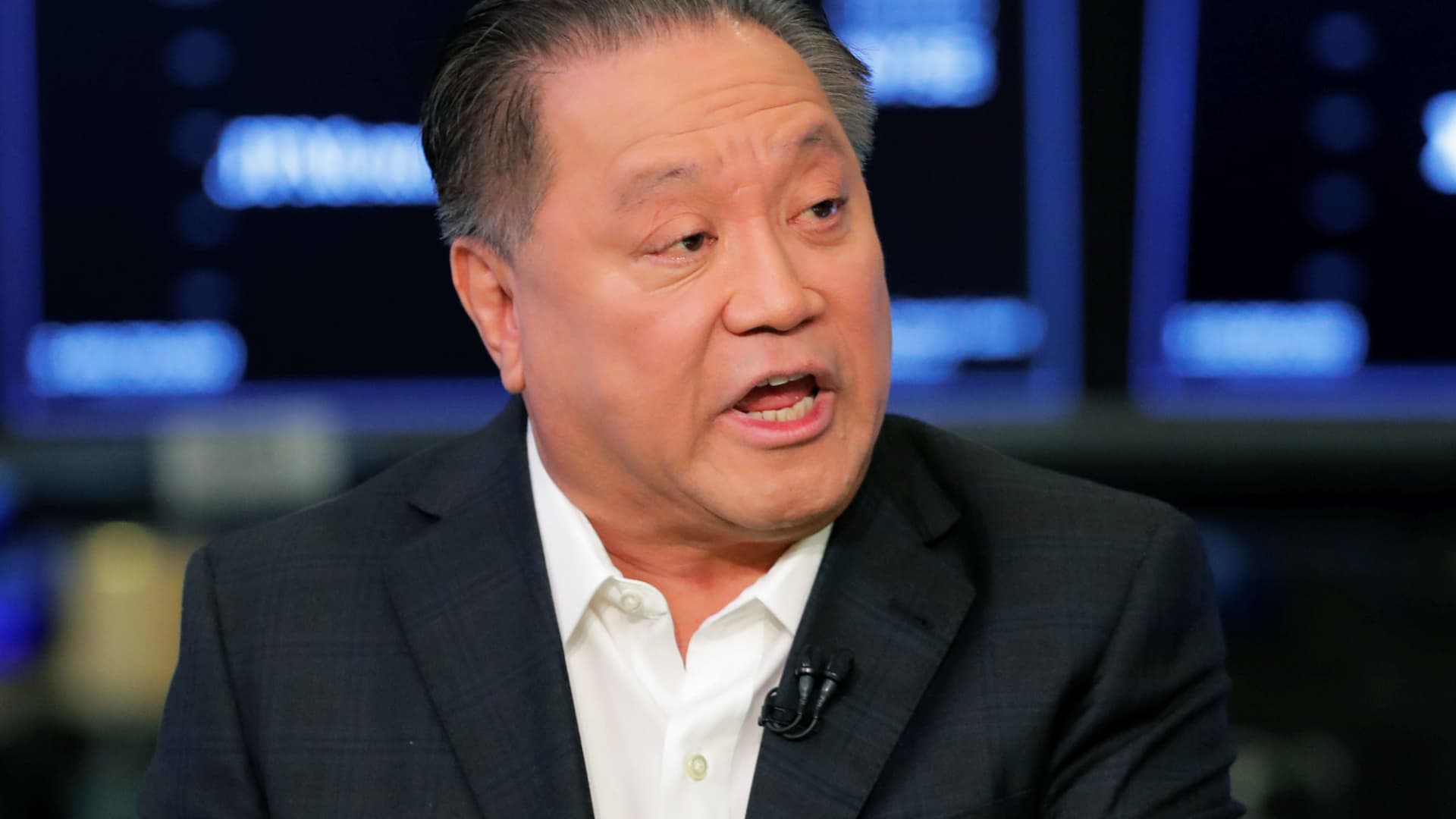 Jim Cramer says Broadcom is a buy but cautions investors to stay small [Video]