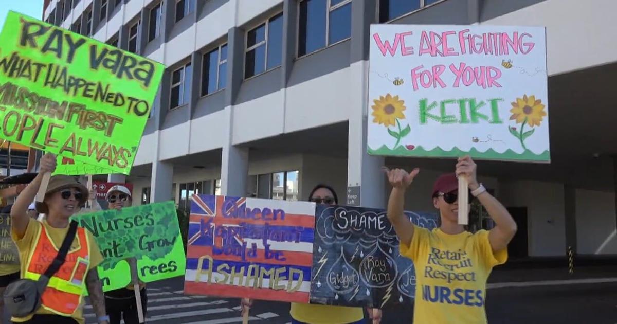 Thats like mob tactics. | Hospital executives threatened to lock out Kapiolani nurses | News [Video]