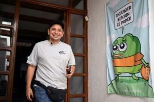 How a taxi driver in El Salvador boosted his earnings with Bitcoin [Video]