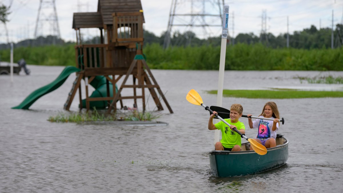 Hurricane Francine weakens after hitting Louisiana  NBC 7 San Diego [Video]