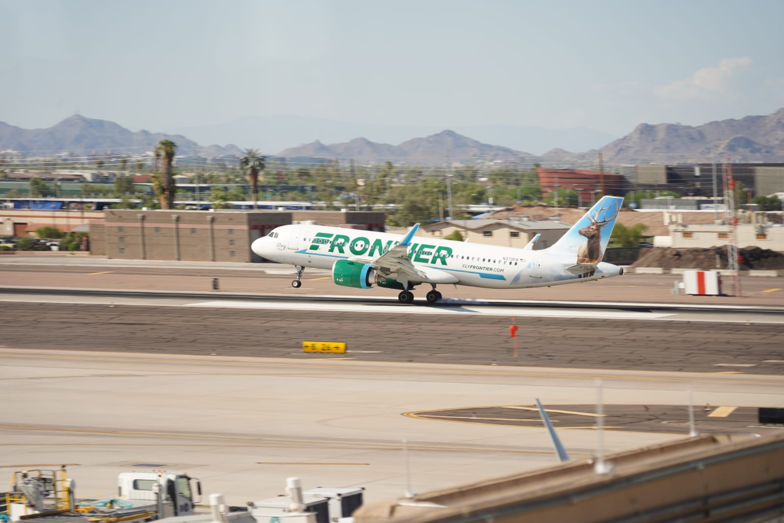 Frontier Airlines Chaos: California Passenger with Dire Intentions Arrested After Creating Mayhem and Assaulting Crew on Flight; Faces Up to 20 Years in Prison [Video]