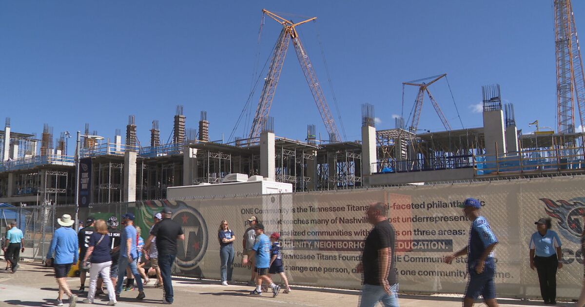 Titans fans getting a front-row seat to stadium construction [Video]