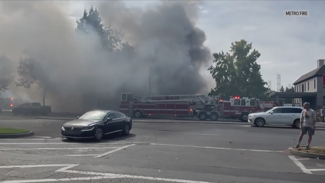 Fire at former Boston Market in Fair Oaks under investigation [Video]