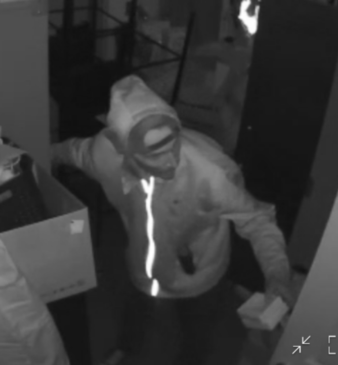 String of break-ins leaves 4th Street plaza businesses on edge [Video]