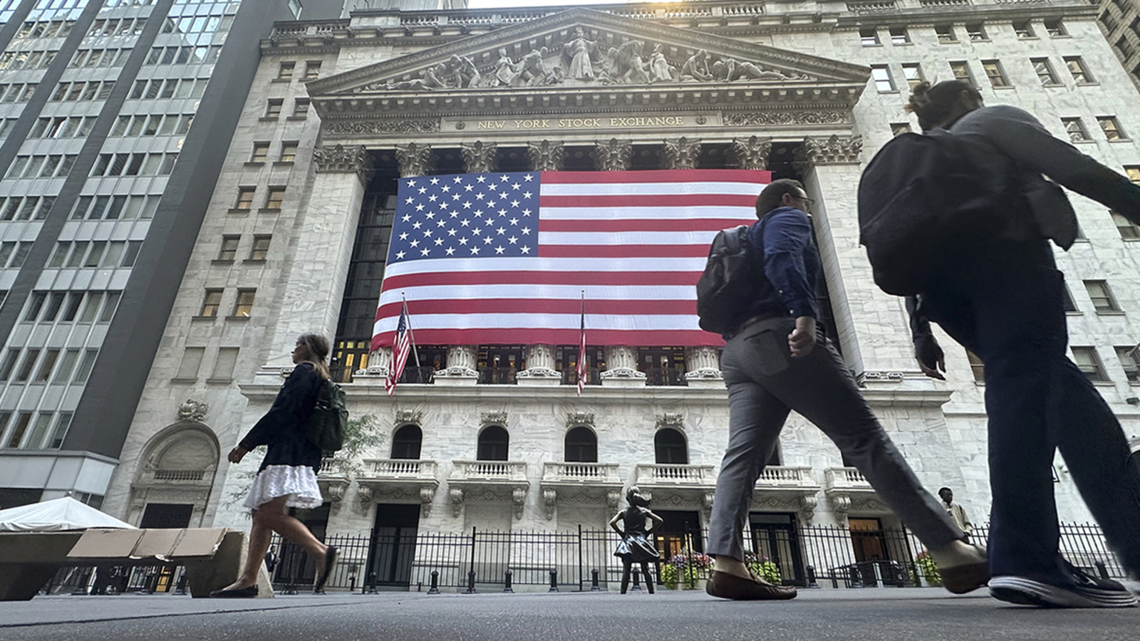 Stock market: Dow sets record as Wall Street gears up for a cut to interest rates [Video]