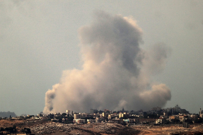 Heavy fire over Israel-Lebanon border after deadly Beirut strike [Video]