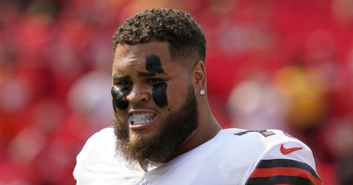 Browns LT Jedrick Wills Jr. makes return against Giants [Video]