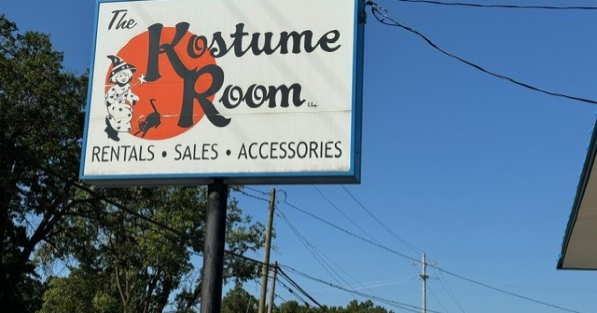 ONE LAST HALLOWEEN: The Kostume Room is closing [Video]