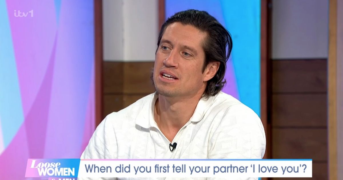 Vernon Kay reveals early financial struggles at start of relationship with Tess Daly [Video]