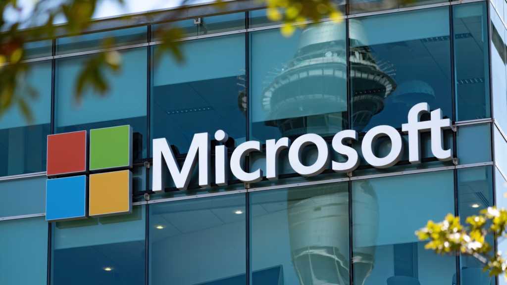 Microsoft joins SAP, Oracle in setting sunset date for legacy ERP support [Video]