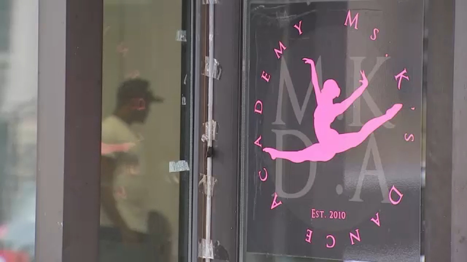 NYC Crime: Investigation underway after quadruple stabbing inside Brooklyn dance studio [Video]