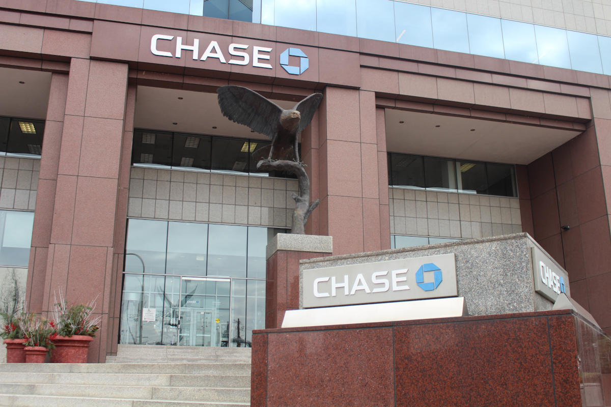 JPMorgan & Chase Co. pilots equitable hiring program [Video]