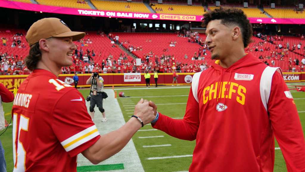 Patrick Mahomes, Bobby Witt Jr. have Kansas City in national spotlight [Video]