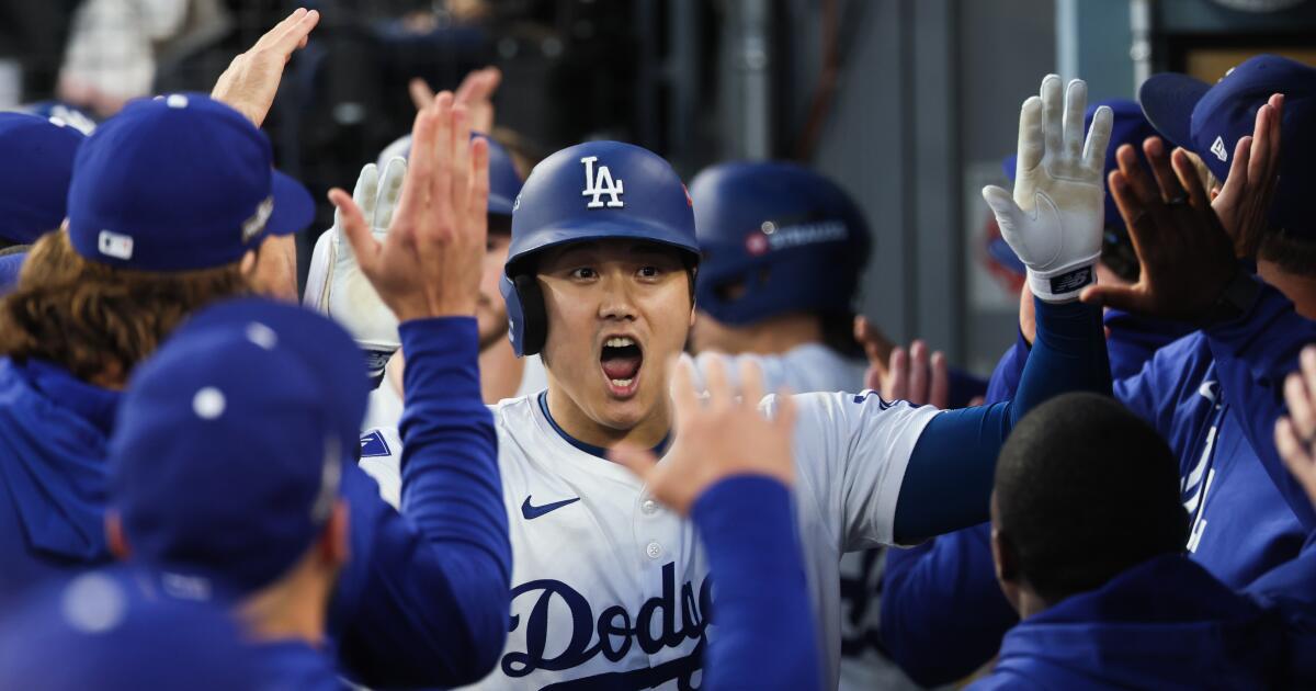 Shohei Ohtani and Dodgers defeat Padres in Game 1 of the NLDS [Video]