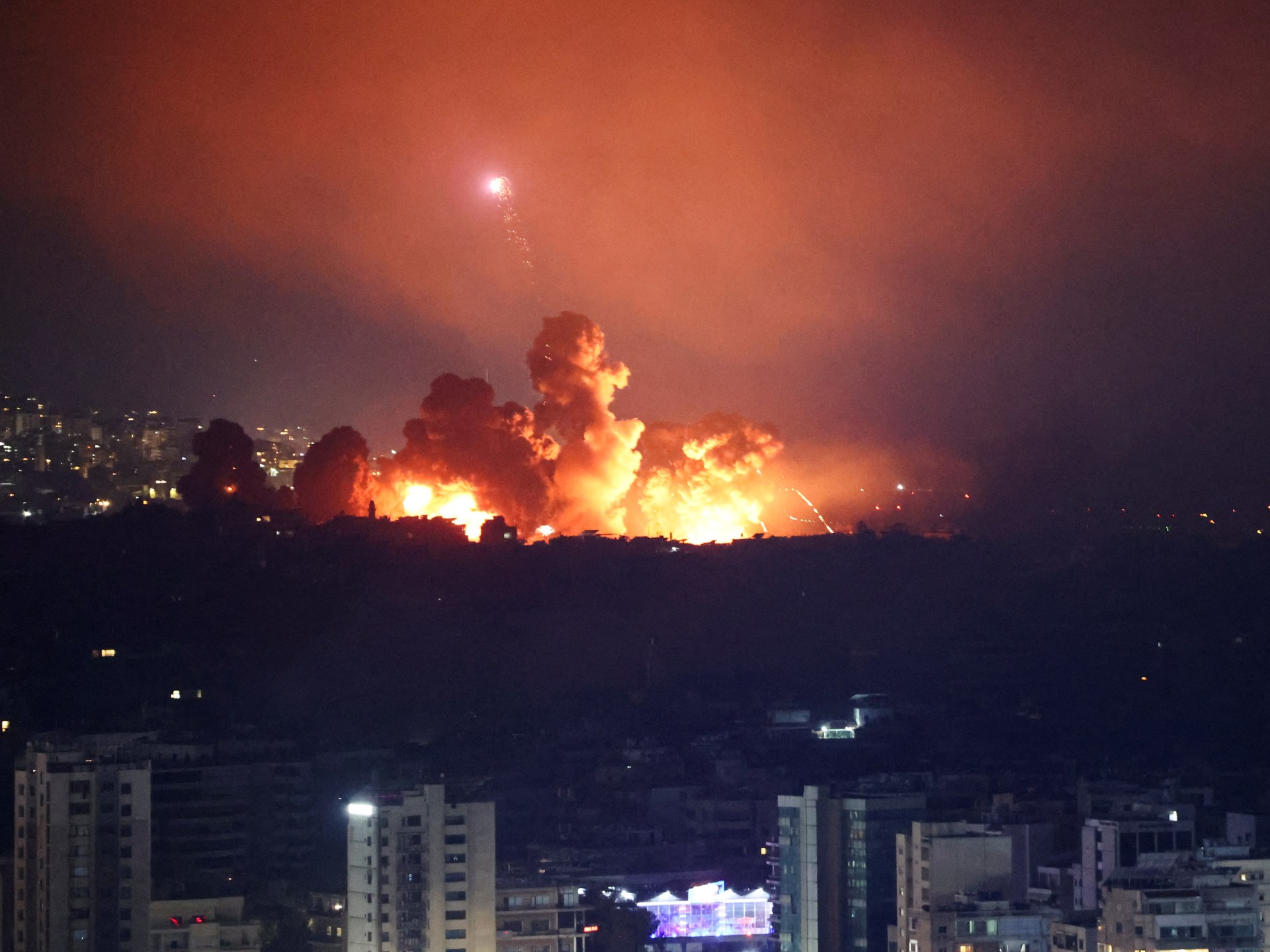 Palestinians in Lebanon, refugees living in fear of Israeli air strikes | Israel attacks Lebanon News [Video]